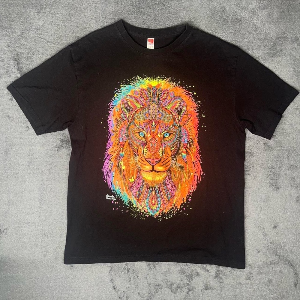 Colorful Lion Graphic T-Shirt